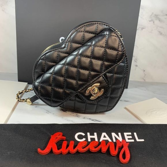 CHANEL Handbags - ❌❌  Authentic CHANEL 22S Heart Bag large CC black Lambskin Leather Crossbody